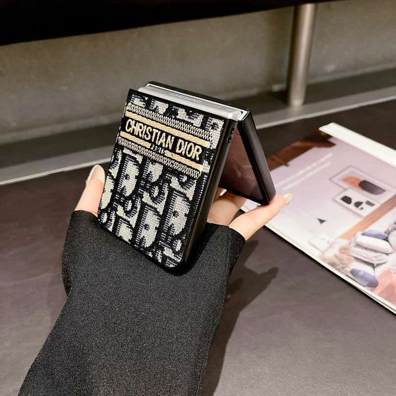 Classy Textured Galaxy Z Flip Case